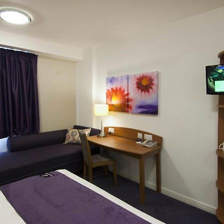 Premier Inn Market Harborough Exterior photo