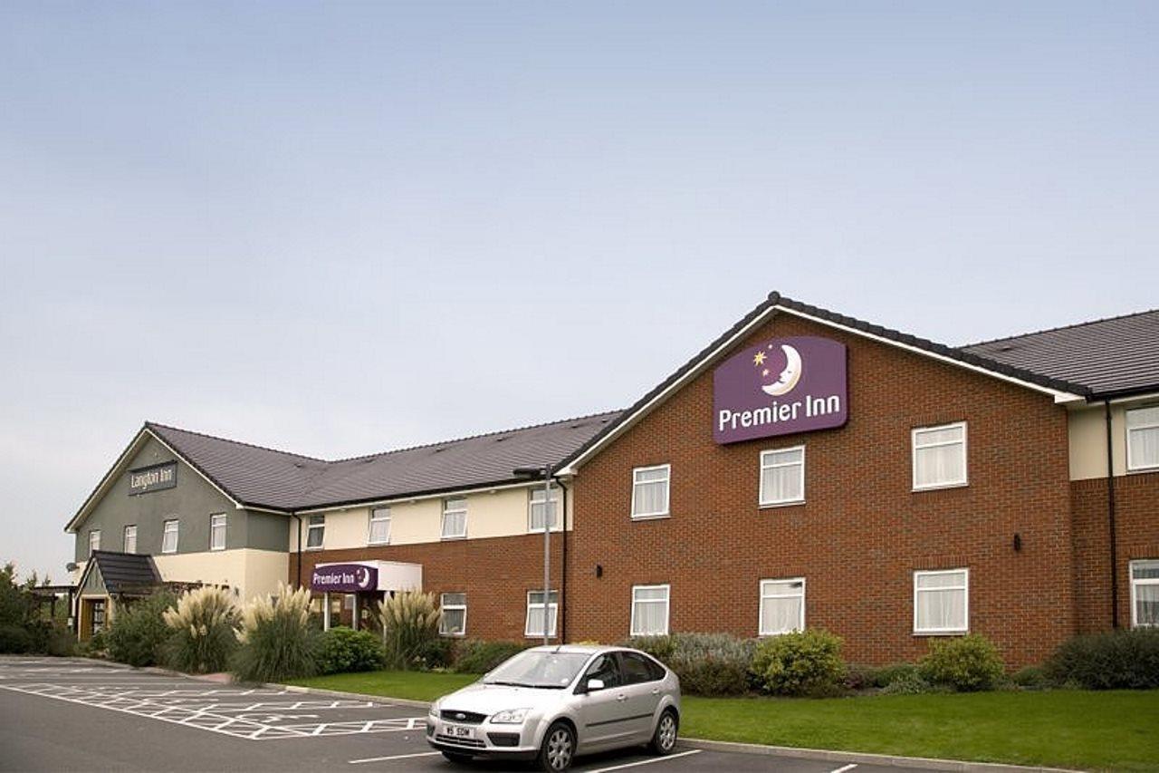 Premier Inn Market Harborough Exterior photo